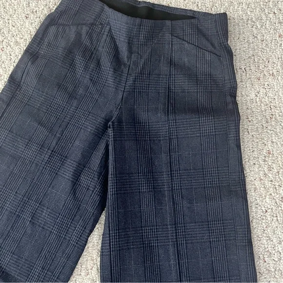 Old Navy High Rise Pixie Wide Leg Pull On Navy/Gray Plaid Trouser Size M - Picture 3 of 5